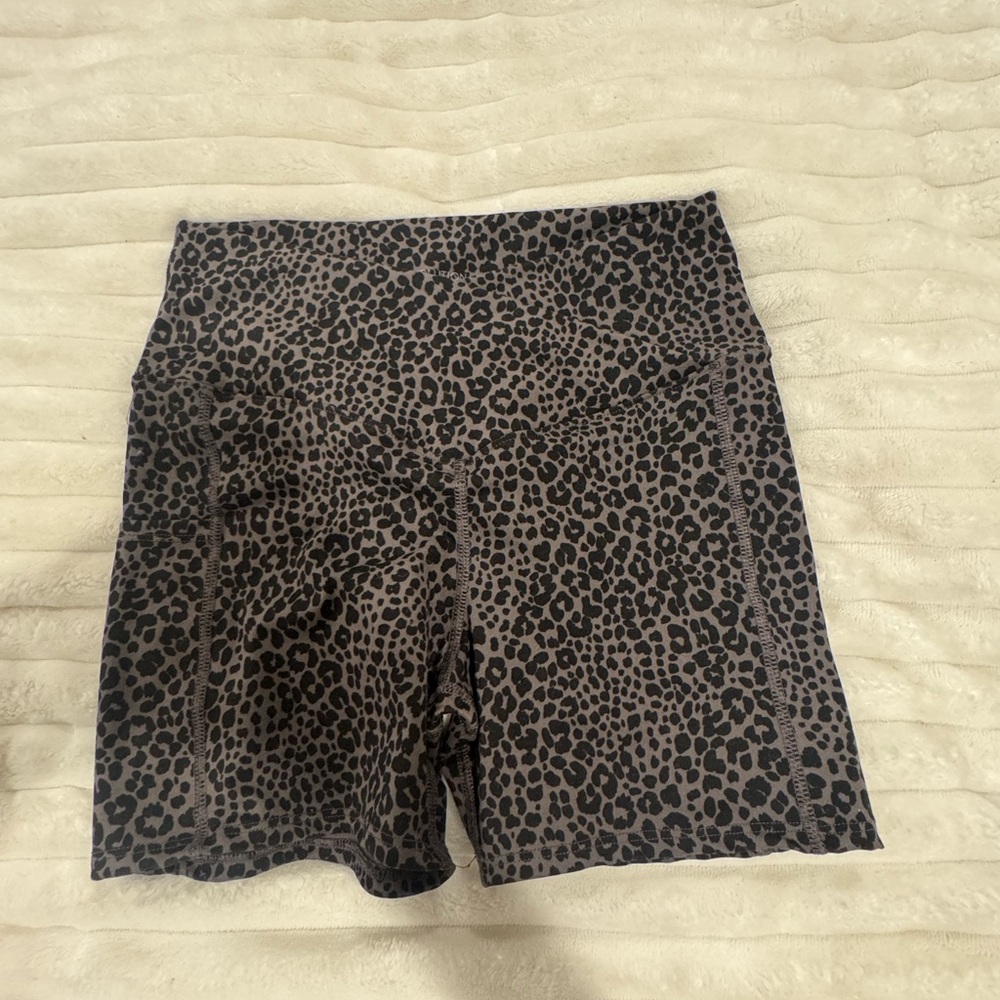 Evolution and Creation Brown Leopard Print Yoga Active Shorts XL